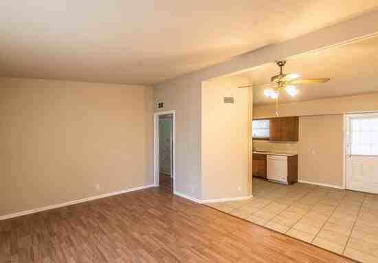 7527 Dell Oak Dr #1 - Photo 5 of 8