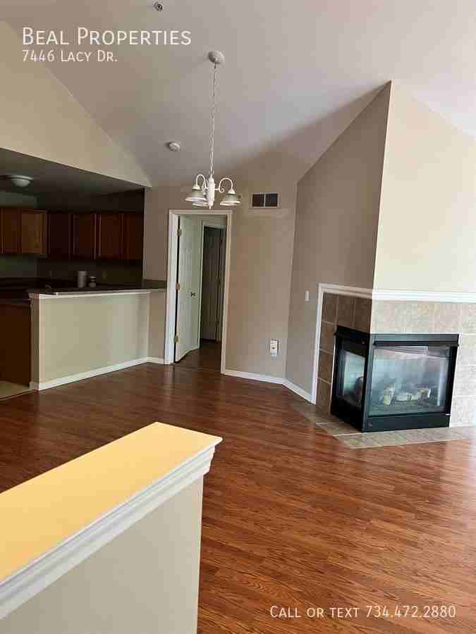 7446 Lacy Dr - Photo 2 of 11