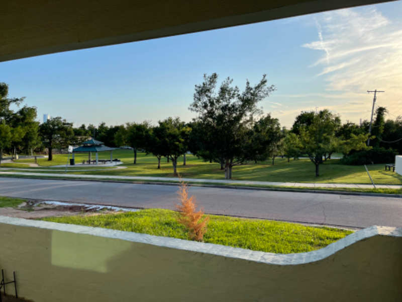 2312 N Everest Ave - Photo 3 of 19