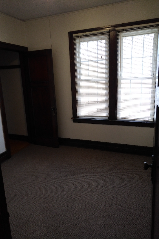 5357 Burns Street - Photo 3 of 5