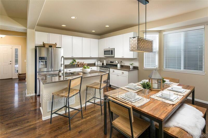 3633 Desert Ridge Cir - Photo 3 of 17