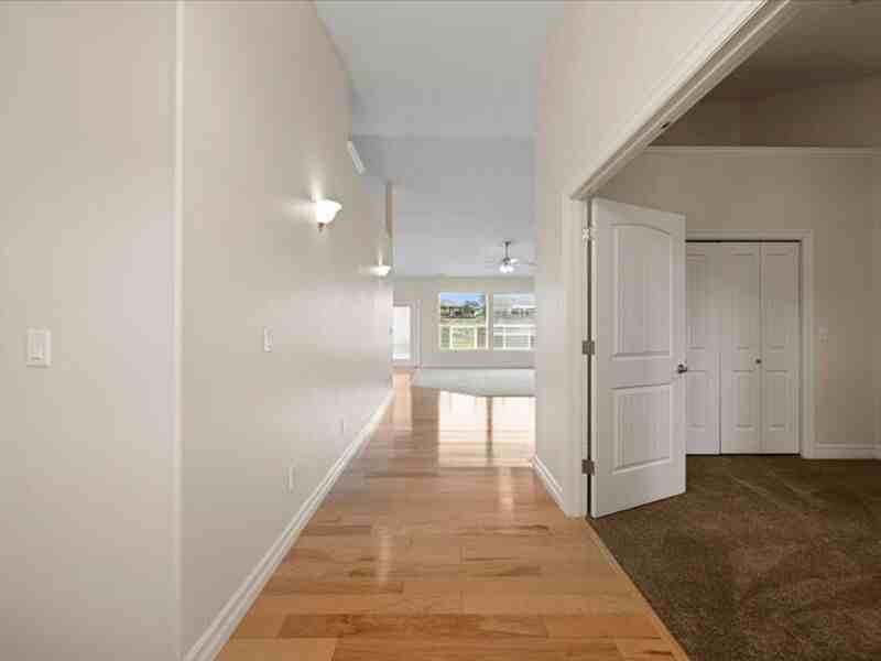 2607 Stonecreek Dr - Photo 3 of 27