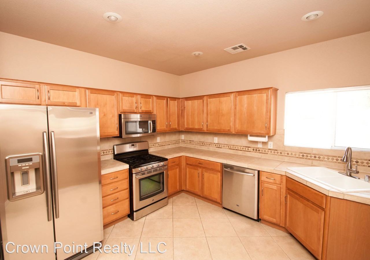 3568 Saint Nazaire Ave - Photo 2 of 18