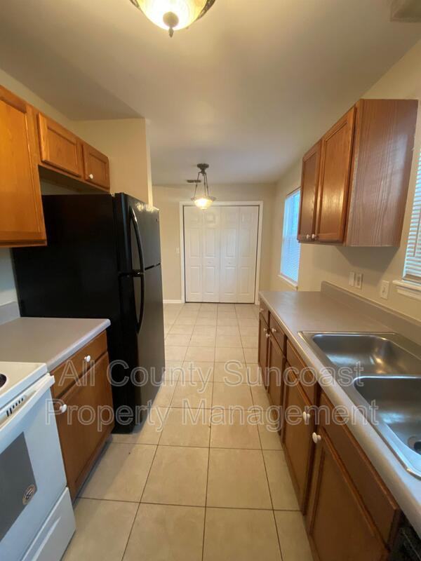 640 Mississippi St - Photo 3 of 7