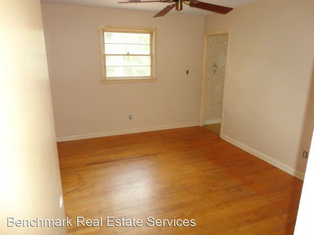 2211 Mulberry Blvd - Photo 3 of 9