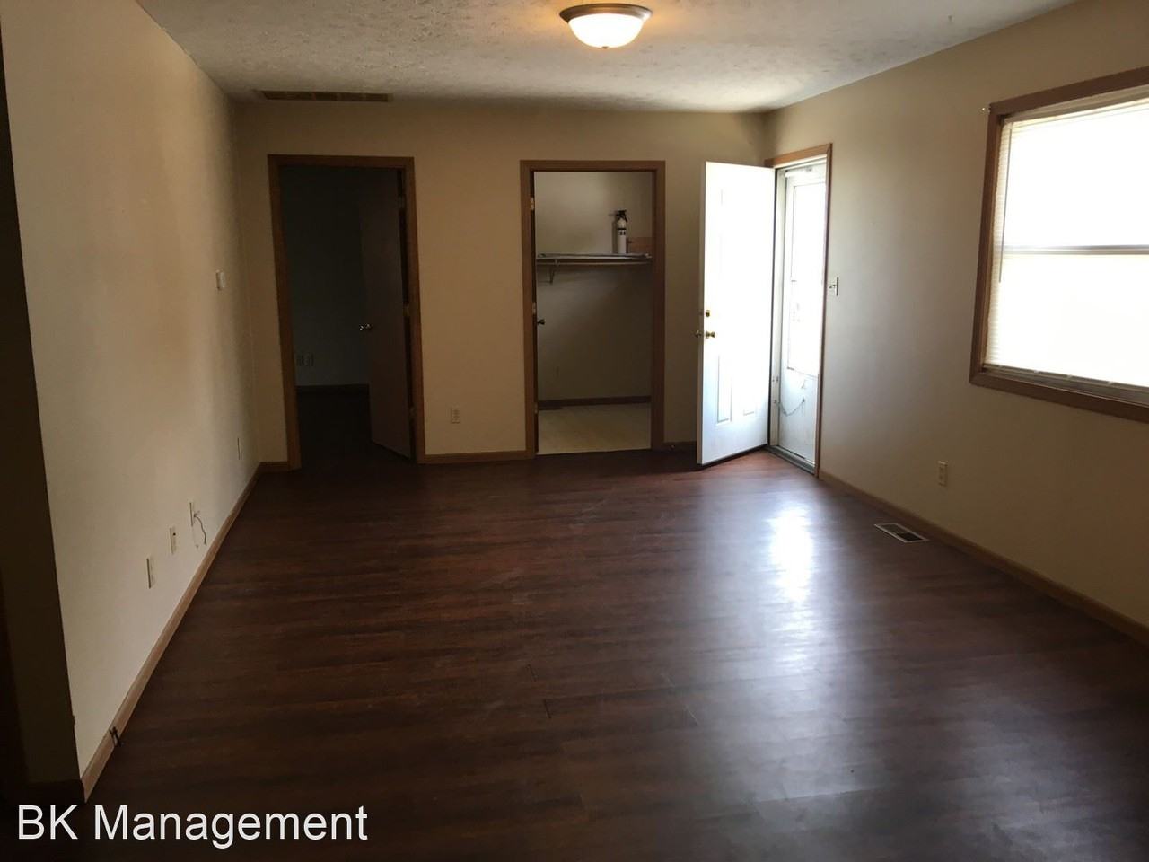 1913 Delaware St - Photo 2 of 6