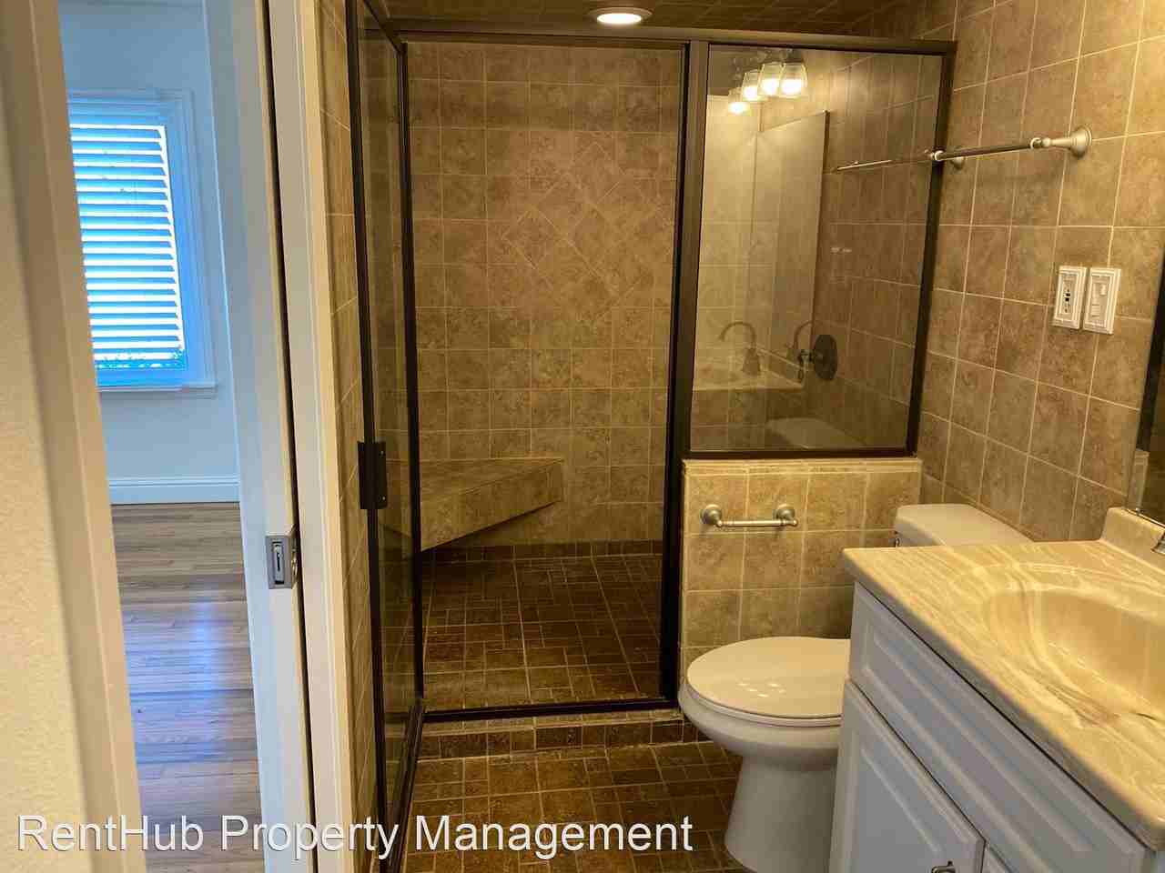 700 Mercedes St - Photo 3 of 14