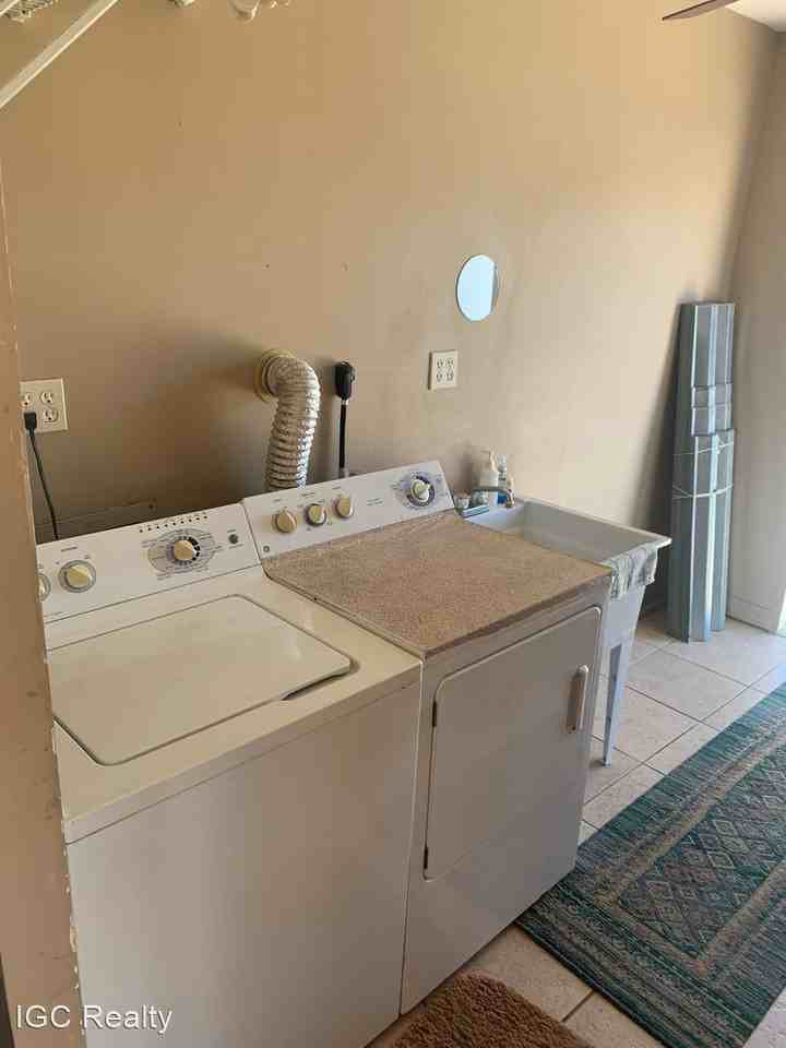 Desirable 2 Bedroom home in Great Location - Photo 2 of 18