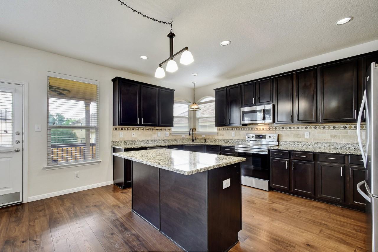11623 Sweet Pea Run - Photo 3 of 11