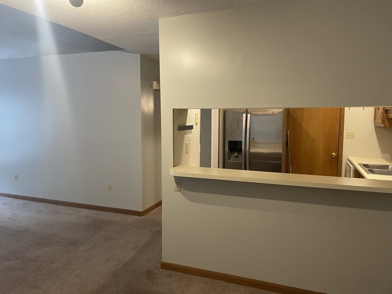 48 Ravencroft Ln - Photo 2 of 6