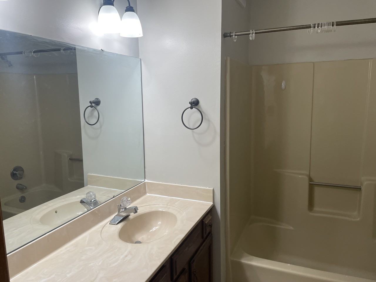 48 Ravencroft Ln - Photo 5 of 6