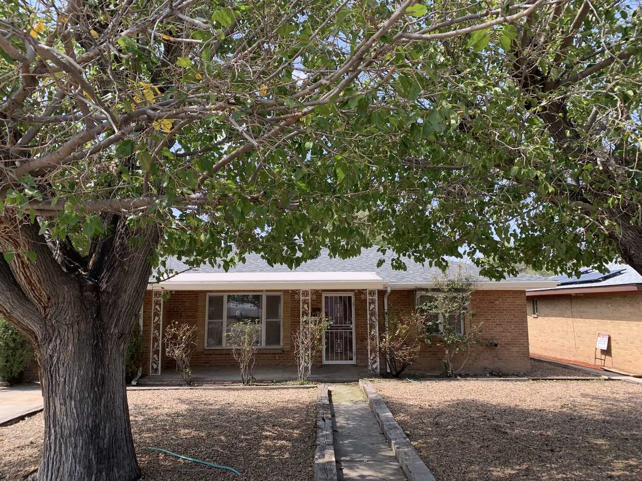 215 Adams Street Northeast