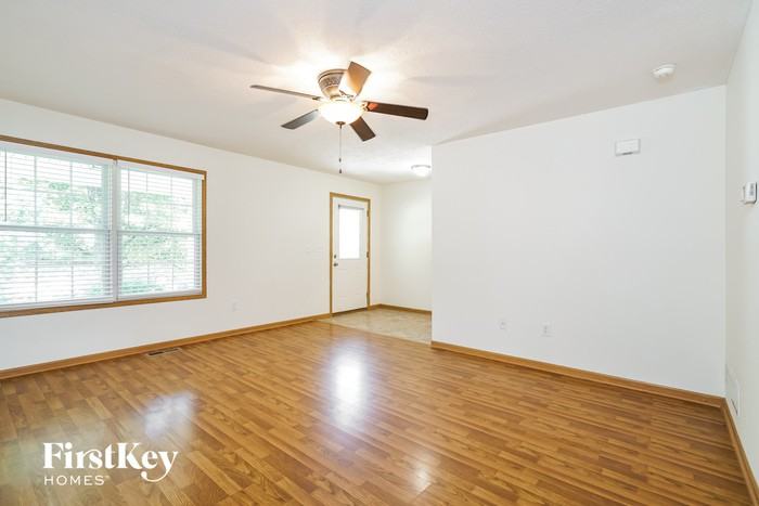 7913 Blacklick View Dr - Photo 3 of 15