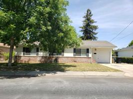 featured image of 705 W Roseburg Ave #1