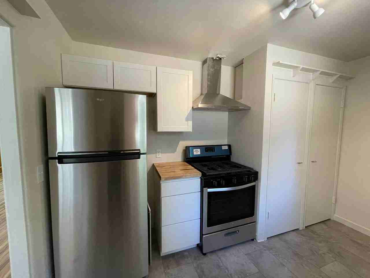 705 W Roseburg Ave #1 - Photo 5 of 20