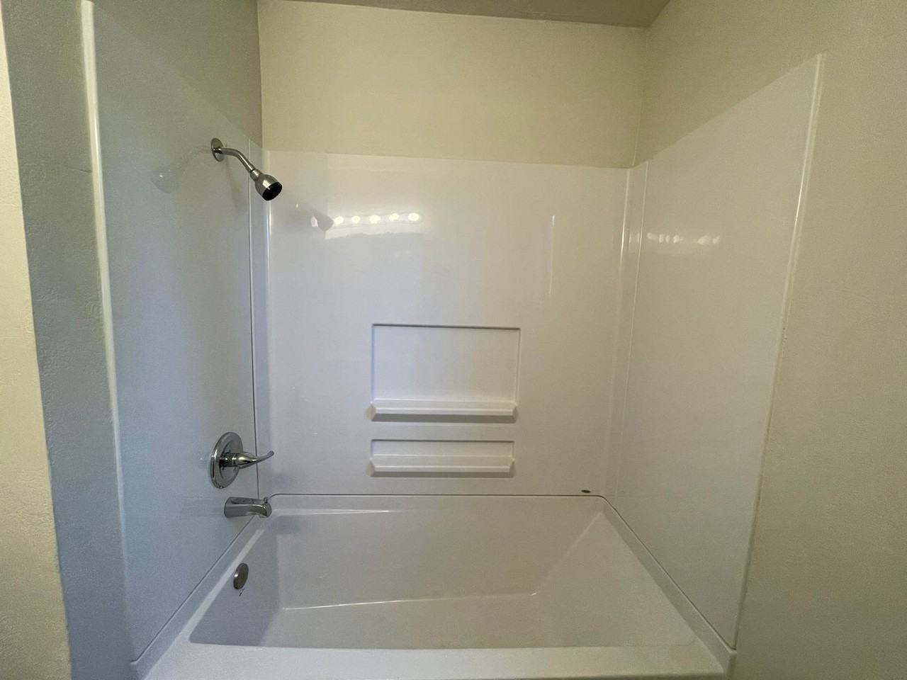705 W Roseburg Ave #1 - Photo 7 of 20