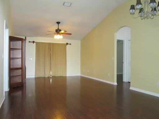 2659 Vining St - Photo 2 of 9