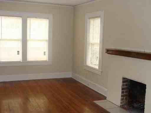 1206 Belvedere Ave - Photo 3 of 15