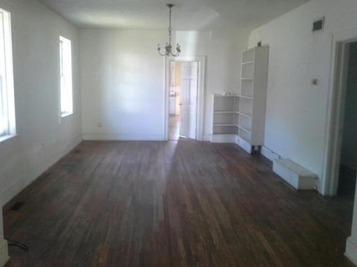 312 S Dyer St - Photo 2 of 12