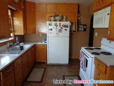 141 27th Ave N - Photo 3 of 13