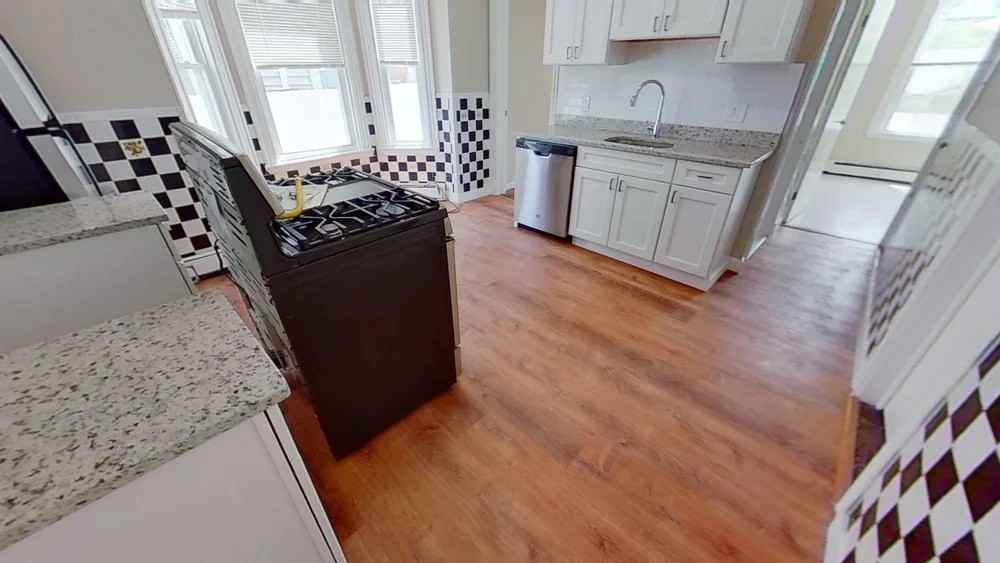 121 George St #1 - Photo 2 of 7