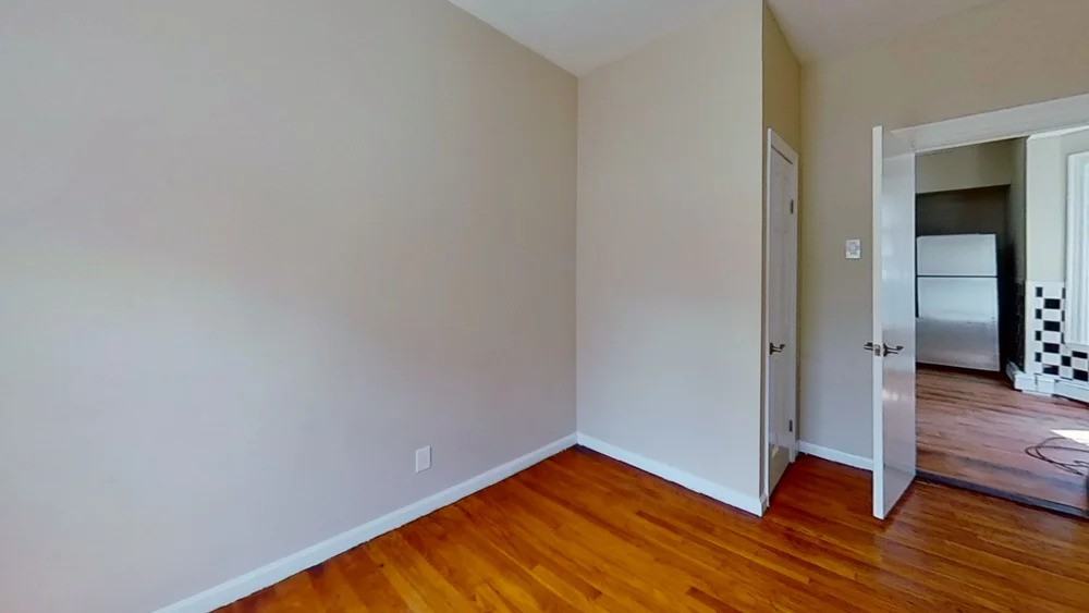 121 George St #1 - Photo 4 of 7