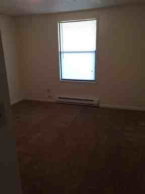 2076 Pine Grove Ln - Photo 3 of 5