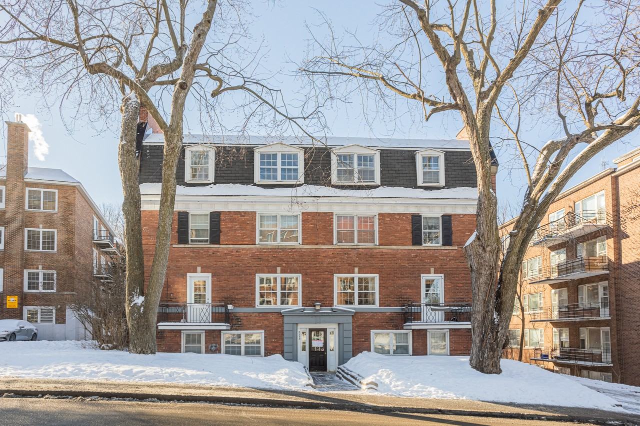 3255 Ridgewood - Photo 3 of 3