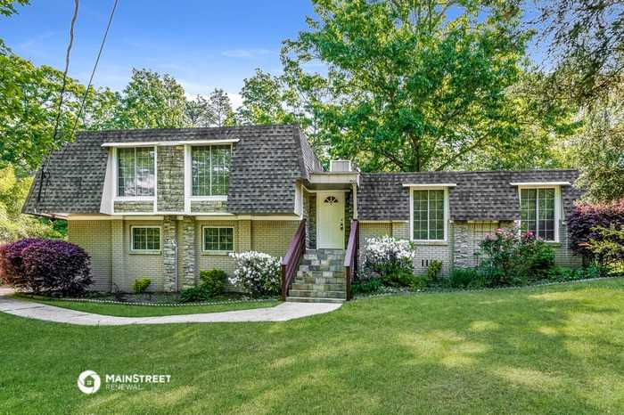 1460 Cross Path Dr - Photo 2 of 18