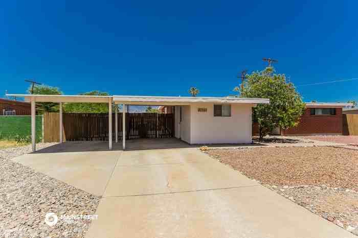 7243 E Eastview Dr - Photo 3 of 16