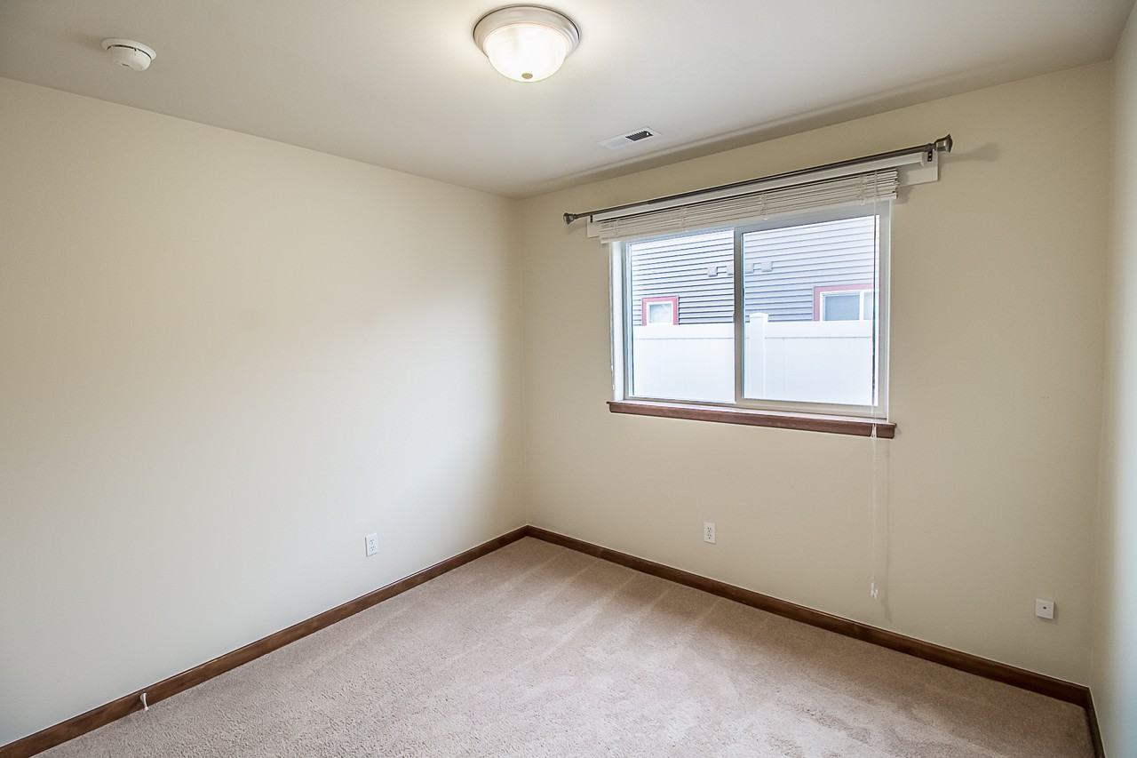 1813 N Cavalier Rd #1 - Photo 7 of 37
