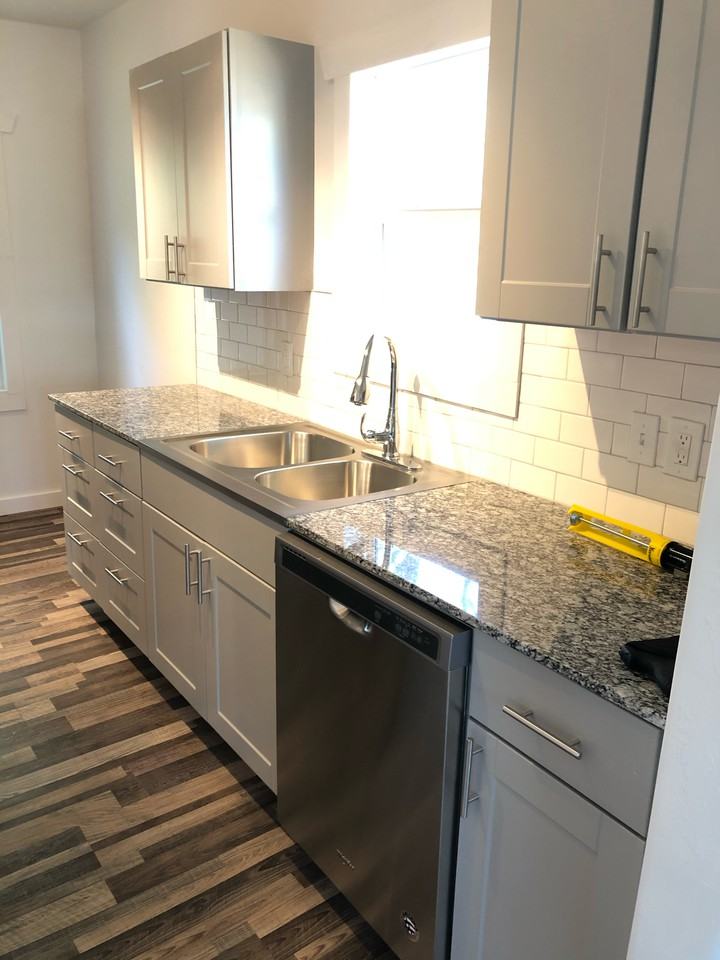 1141 N Douglas Ave #1 - Photo 3 of 27