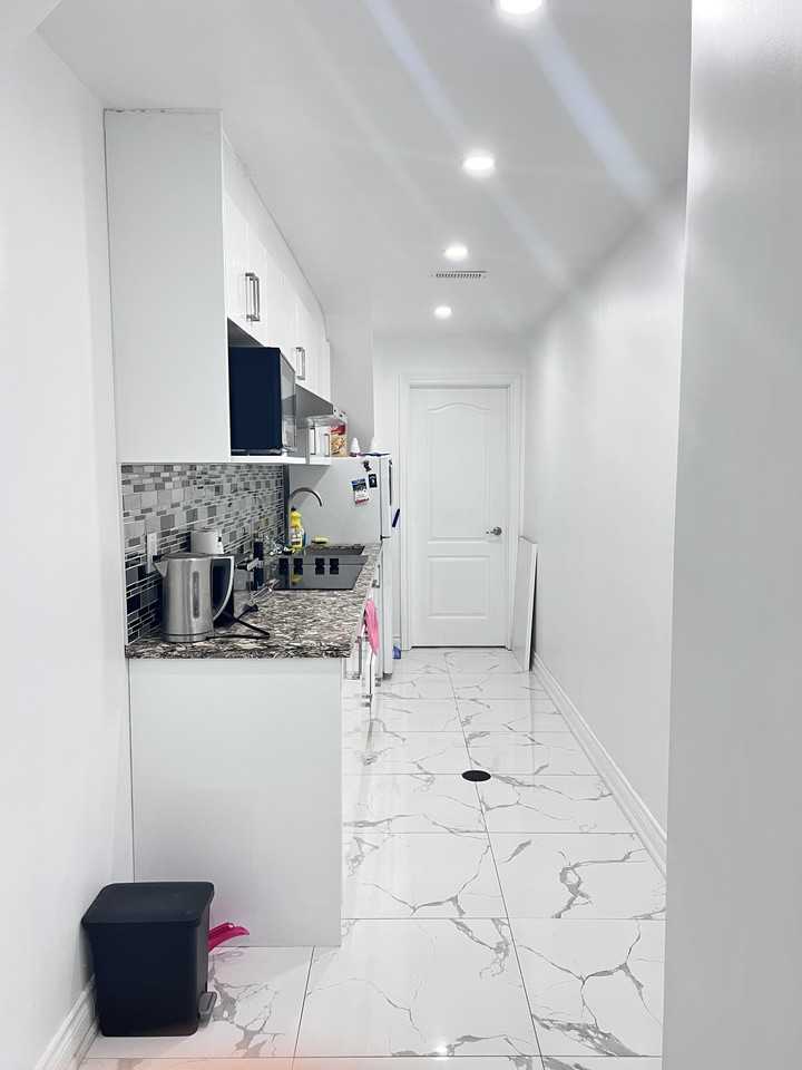 107 Sheridan Avenue - Photo 2 of 7