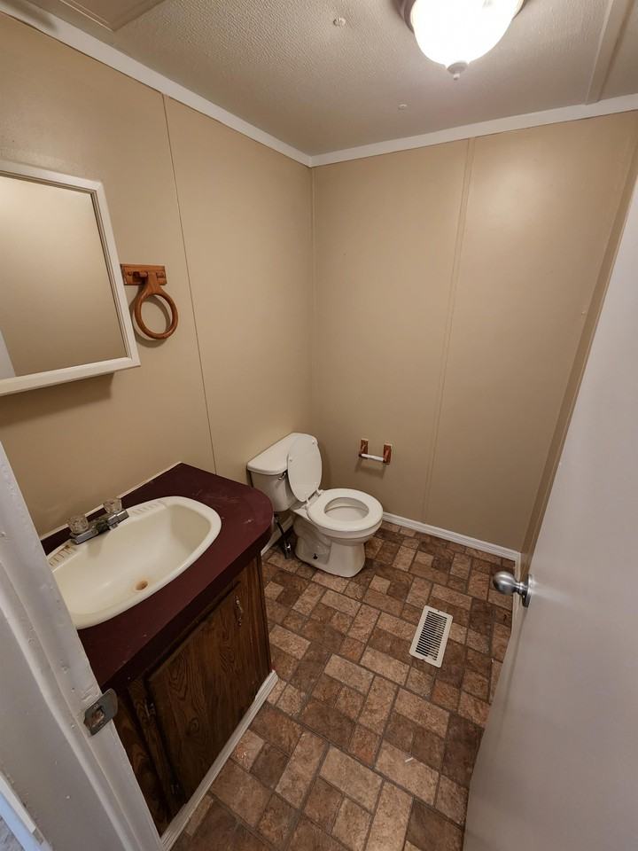 9500 9500 Hausmond WayRV21 *Rental* #RV21 - Photo 5 of 10