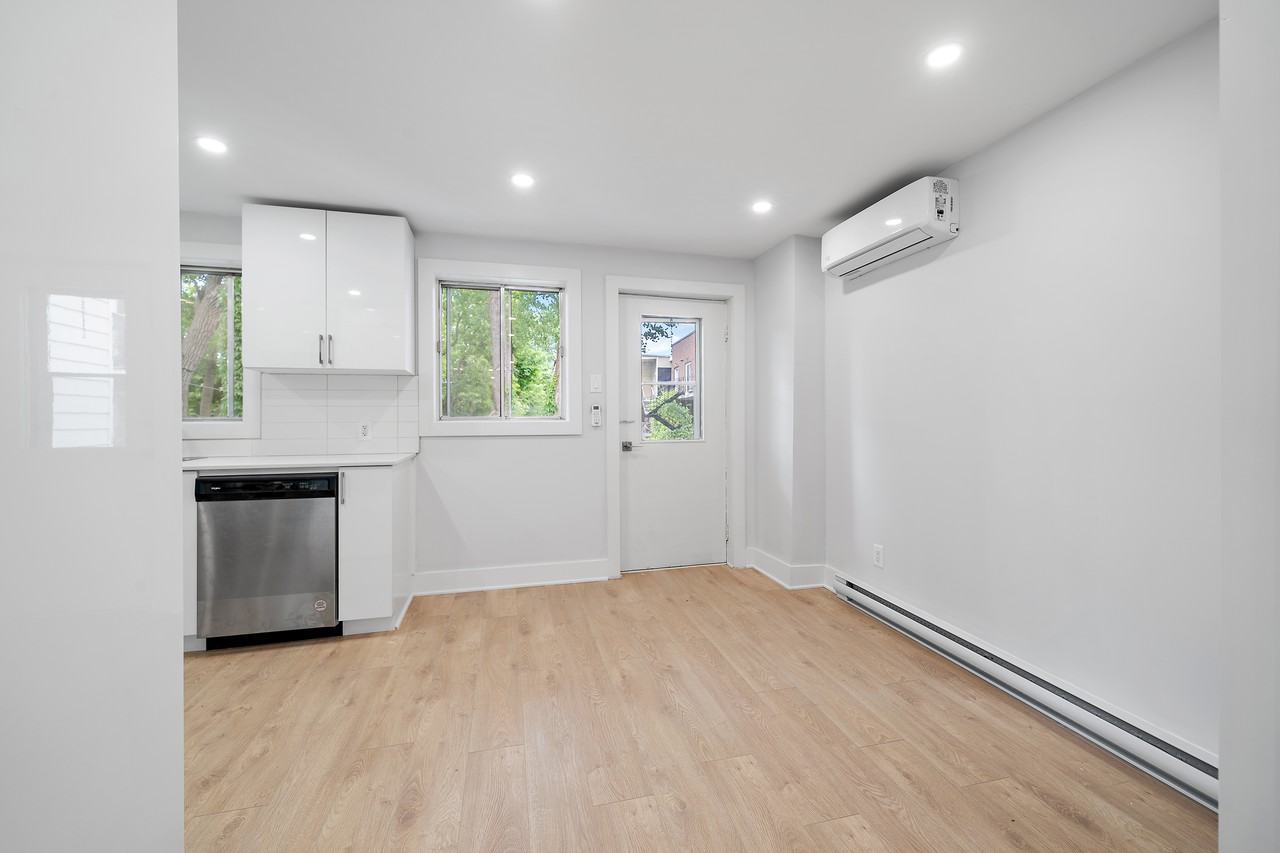 770 Rue Saint-Ferdinand - Photo 3 of 12