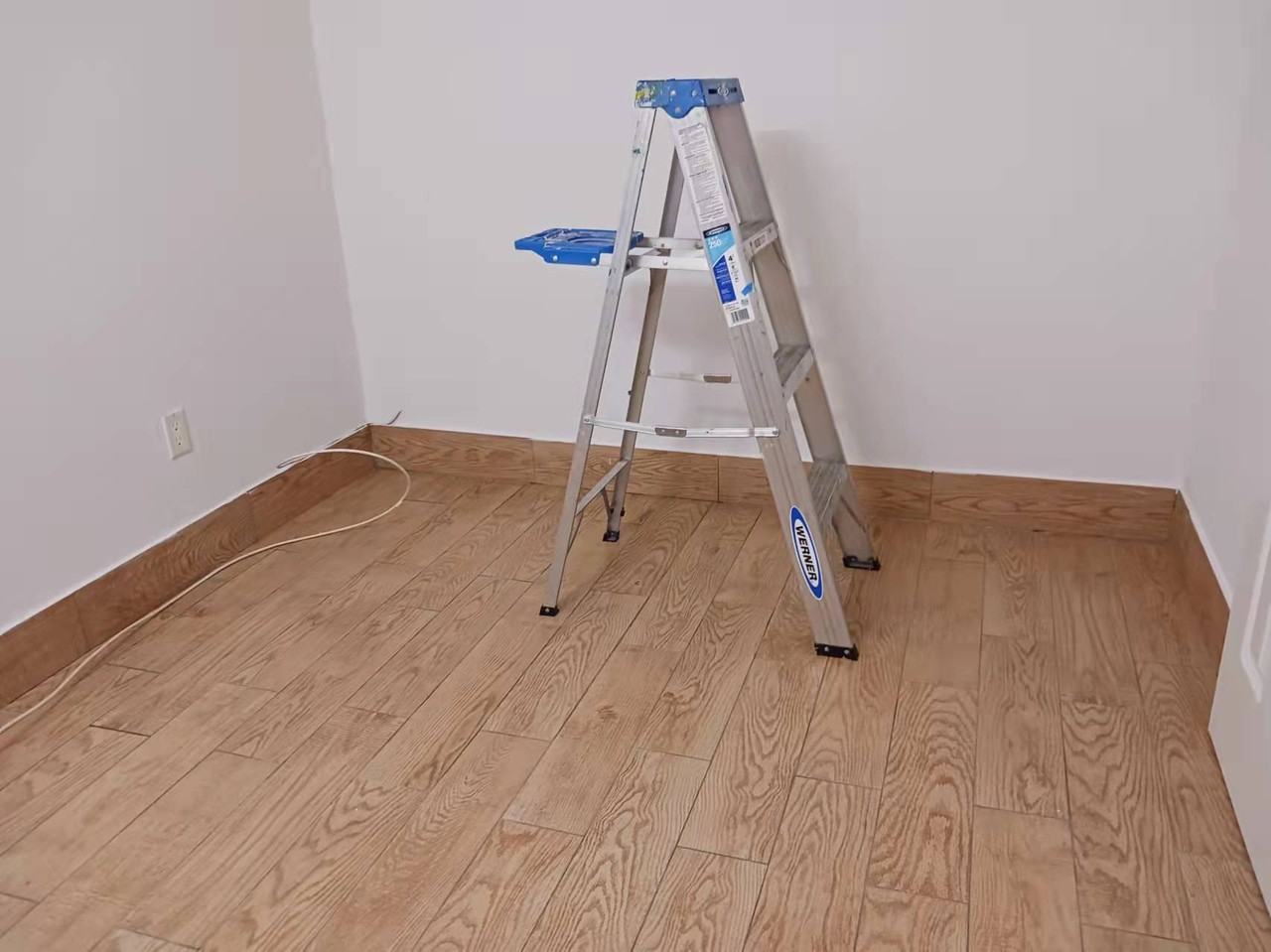 2033 East 18th Street 1f - Photo 3 of 9