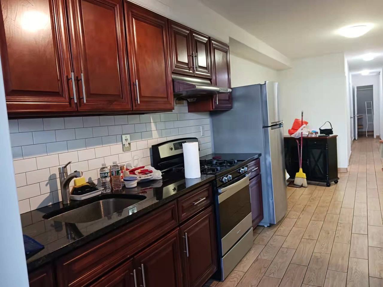 2033 East 18th Street 1f - Photo 2 of 9