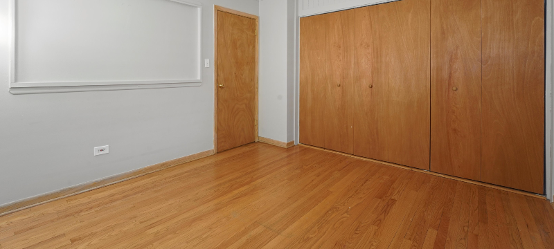 3803 S Lombard Ave #2 - Photo 7 of 16