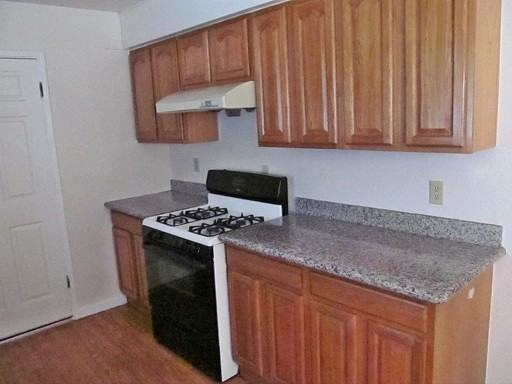 5329 Wentworth Ave - Photo 3 of 9