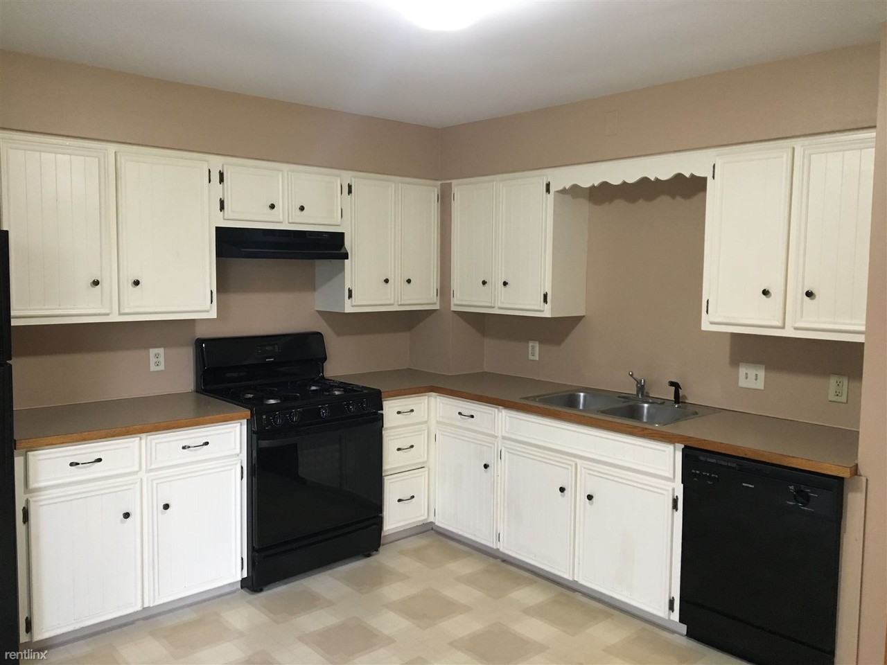 3603 Ivanrest Ave Sw - Photo 3 of 10
