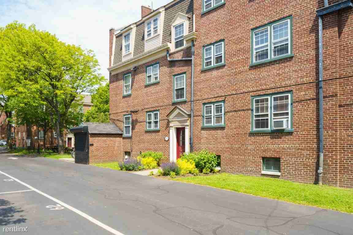 734 North Ter - Photo 2 of 13