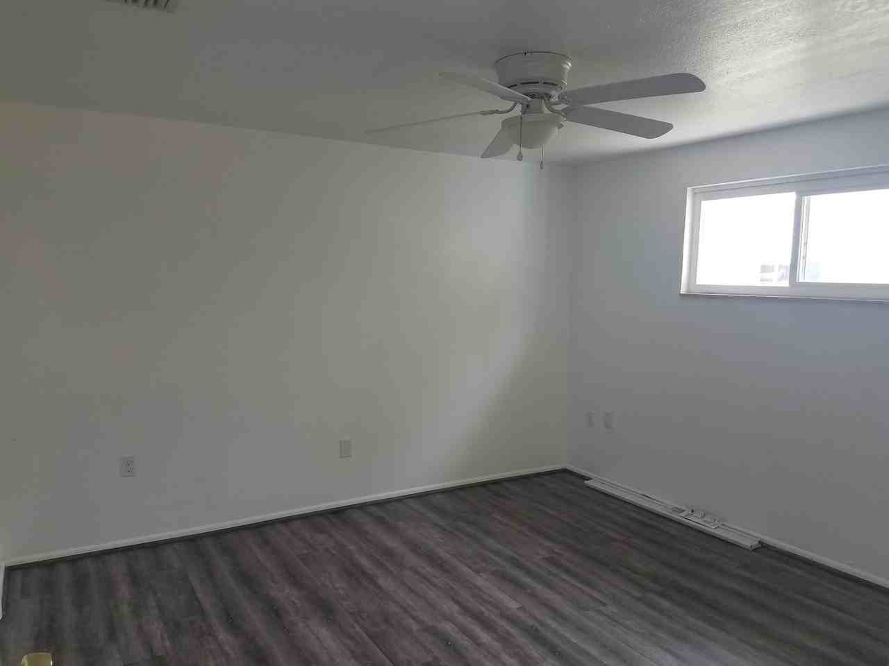 6442 Tralee Ave - Photo 3 of 8