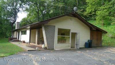 960 E Main St - Photo 2 of 24