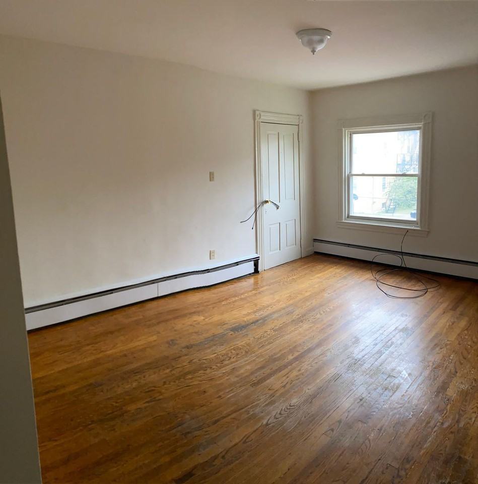 340 N DUKE STREET - Photo 2 of 10