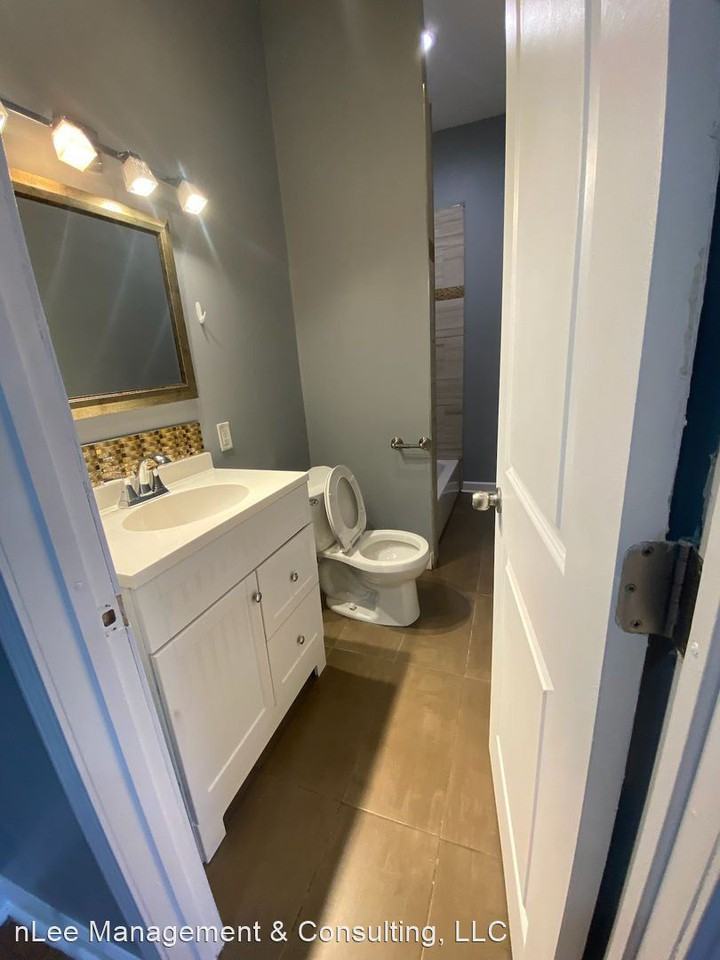 1706/1708 Main Street - Photo 3 of 4