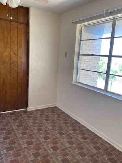 1201 Bluff Dr - Photo 5 of 12