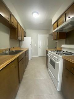 728 Elaine St - Photo 3 of 11
