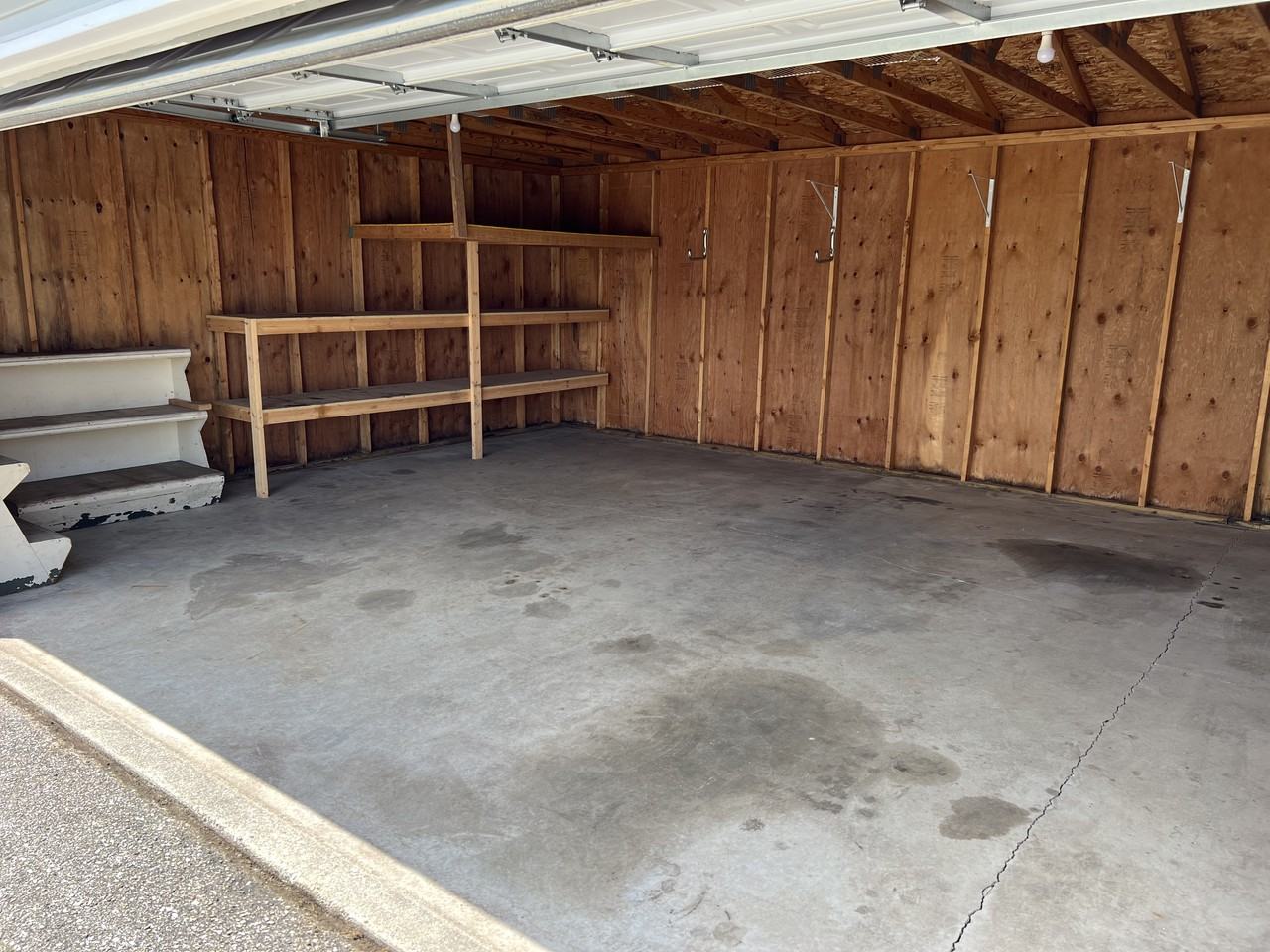 419 Stratford Way - Photo 2 of 4