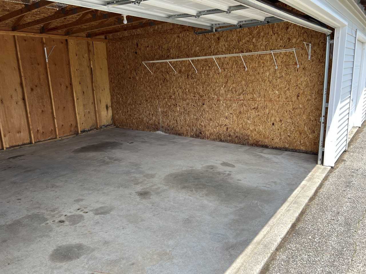 419 Stratford Way - Photo 3 of 4