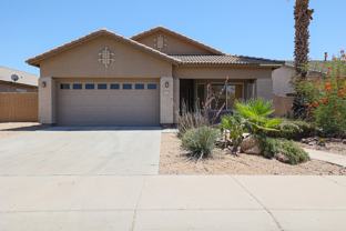 11925 W Jefferson St - Photo 1 of 1